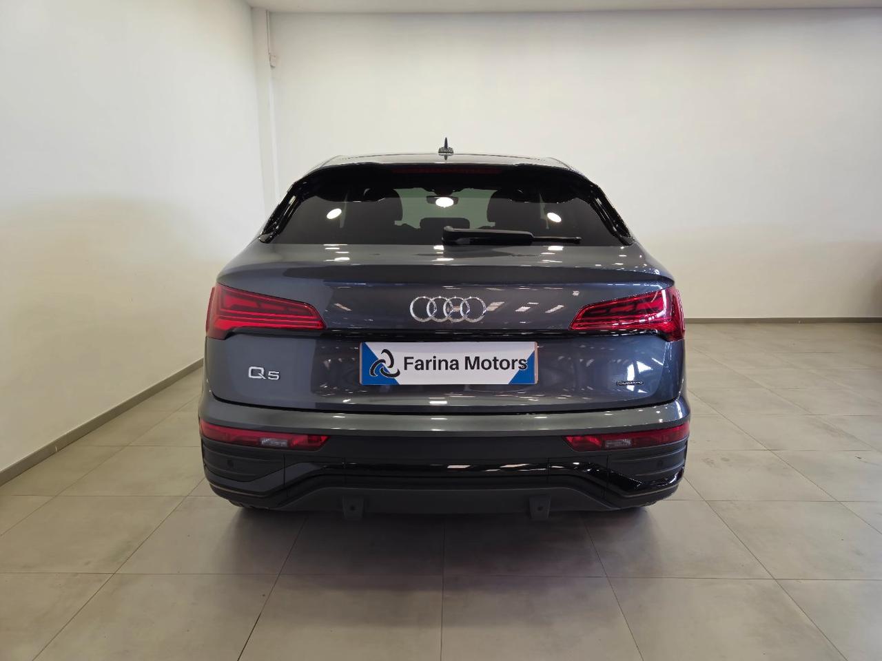 Audi Q5 Sportback 40 tdi mhev S line quattro s-tronic - ACC/Lim - Cam - Carplay