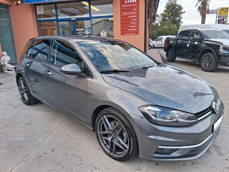 Volkswagen Golf 1.6 TDI 115CV DSG 5p. Business BlueMotion Technology