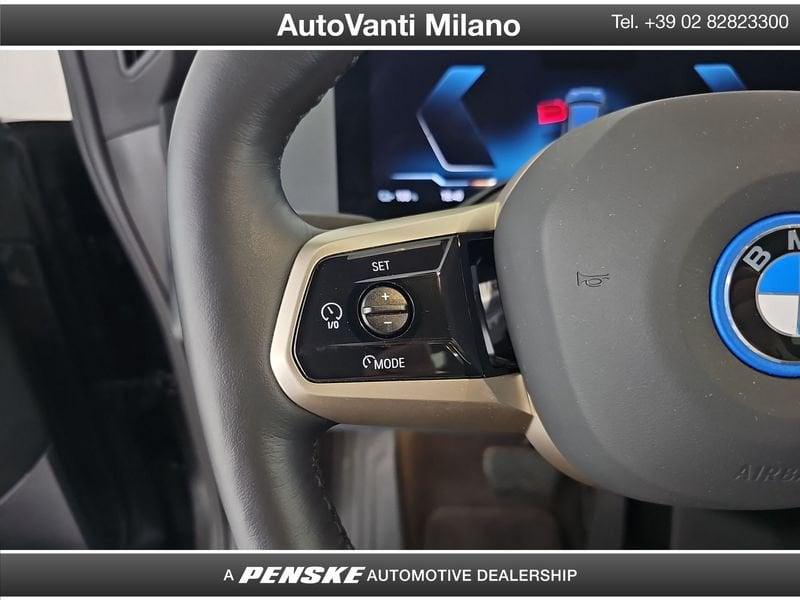 BMW iX iX xDrive50 Pacchetto Sportivo