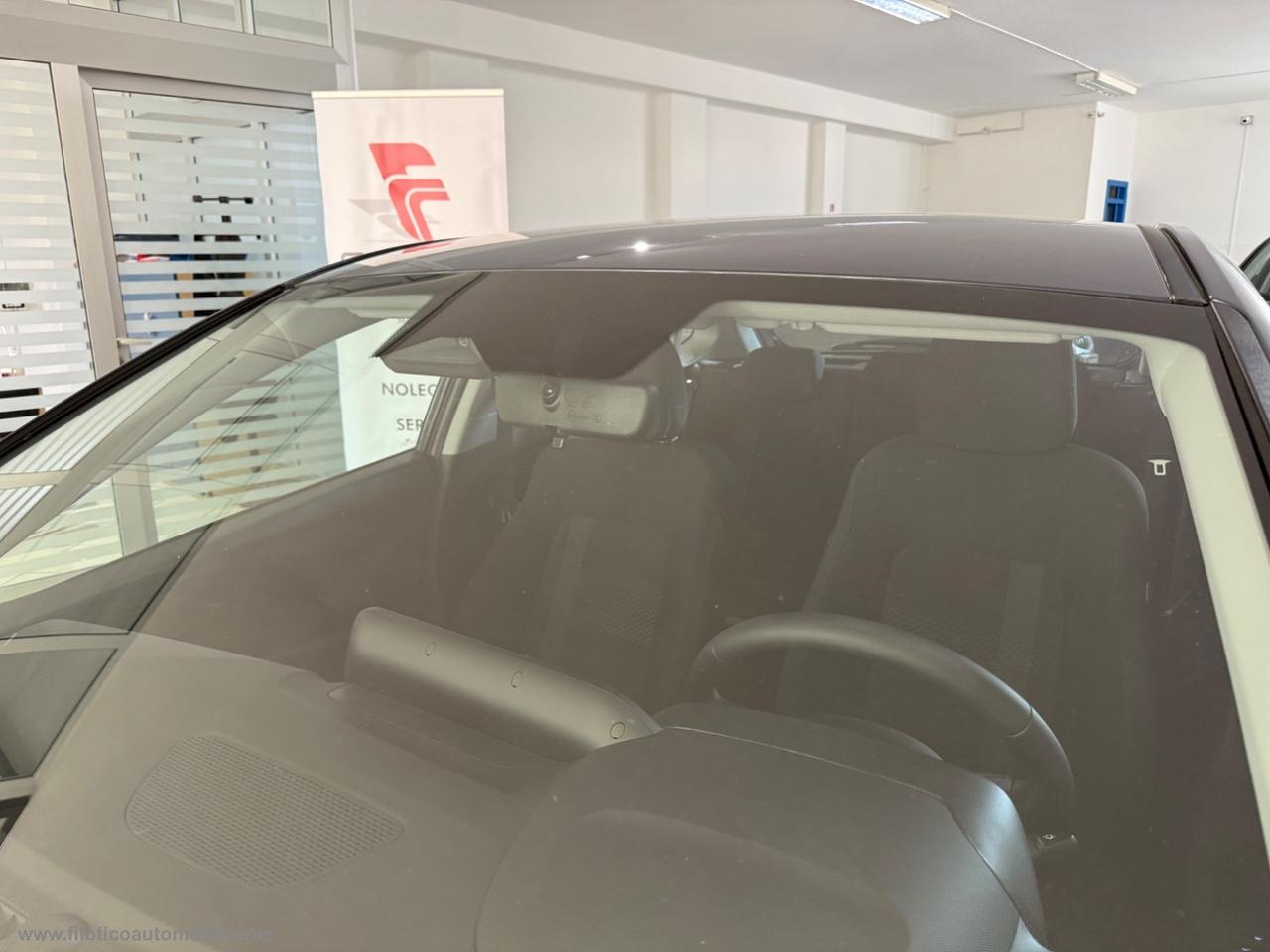 HYUNDAI i20 1.2 MPI MT Connectline KM ZERO KM ZERO FULL APPLE CARPLAY - ANDROID