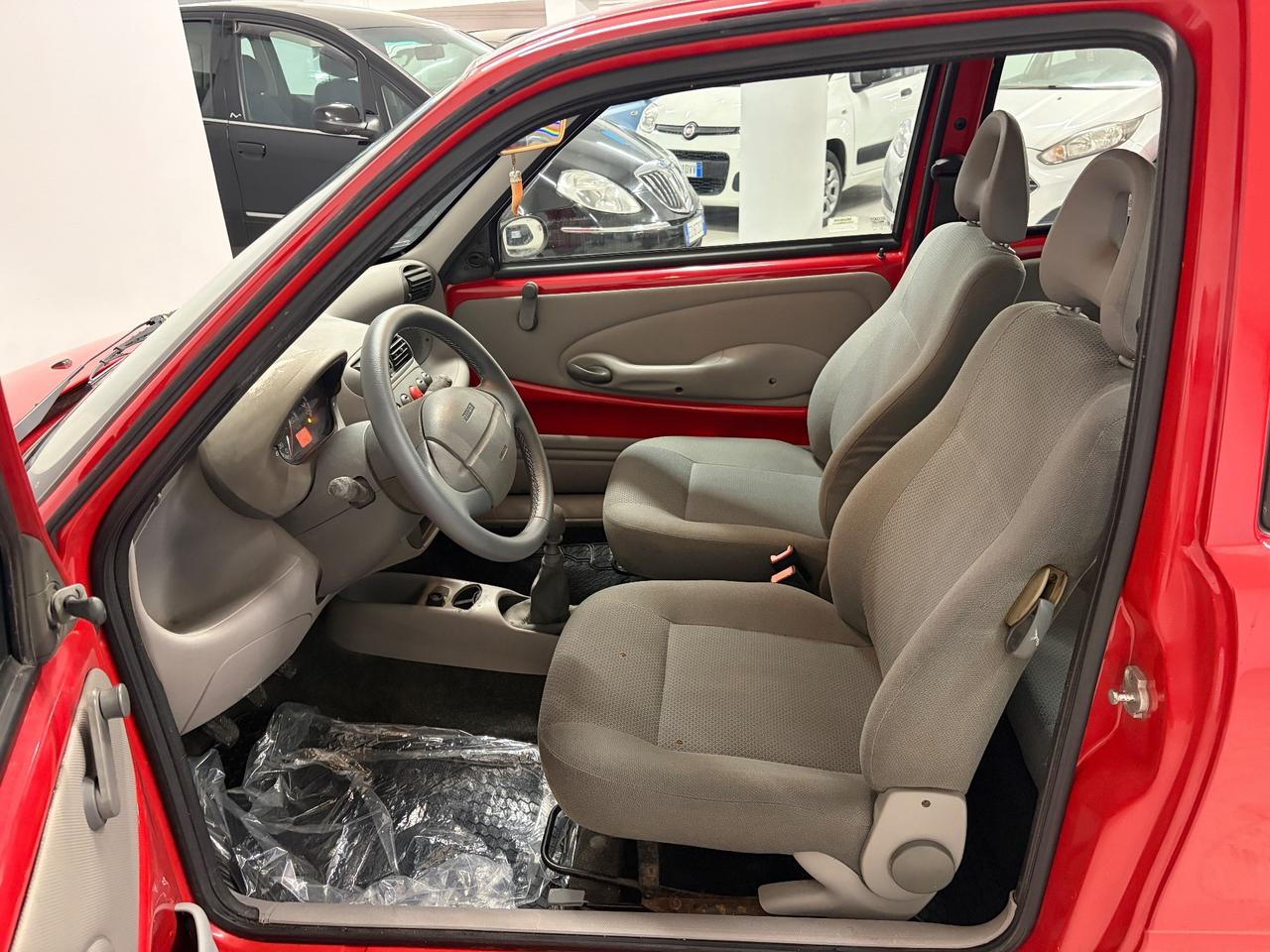 Fiat 600 1.1 Active km 39.000 come nuova !