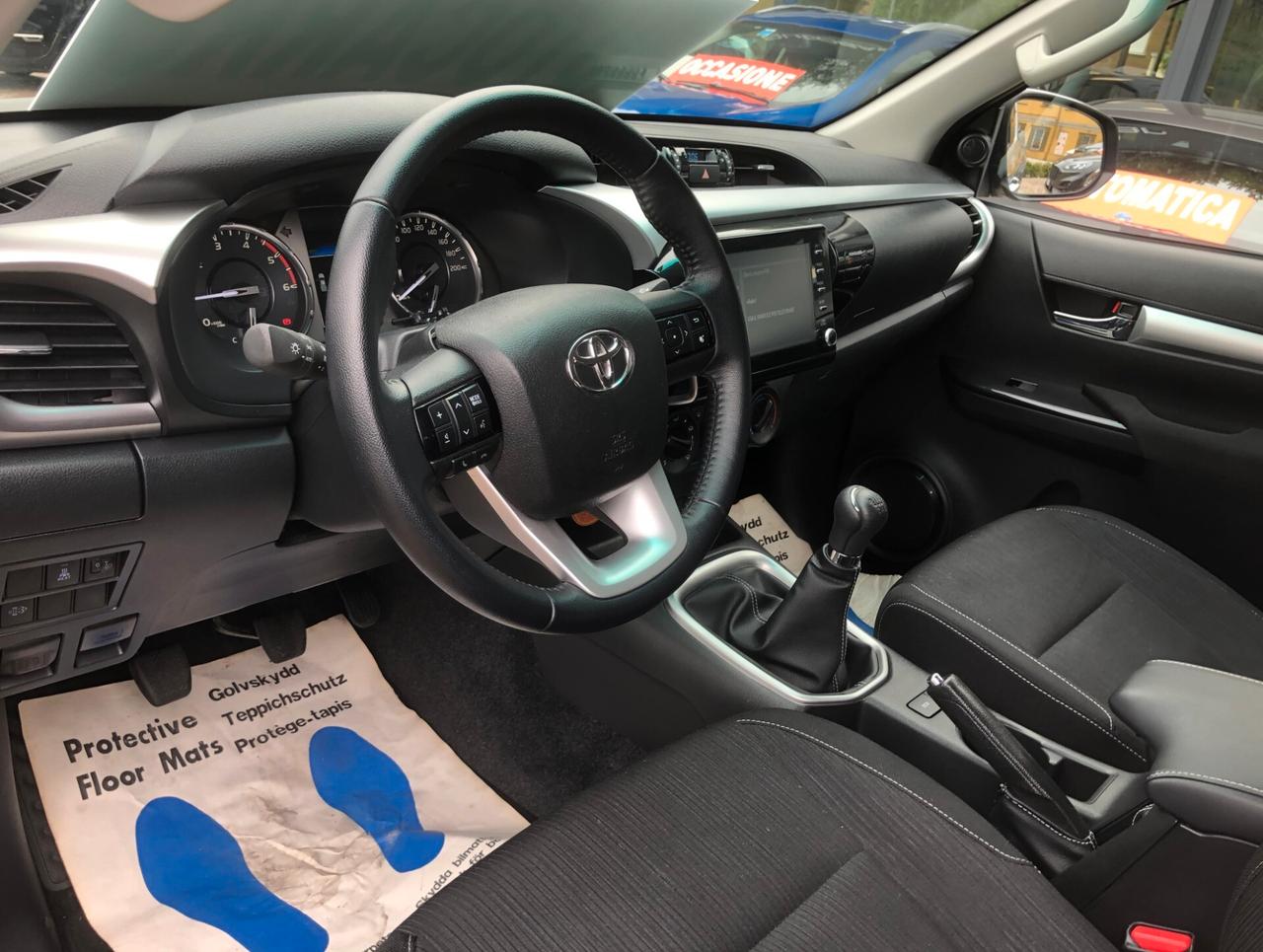 Toyota Hilux 2.4 D-4D 4WD 2 porte 4posti Extra Cab Lounge