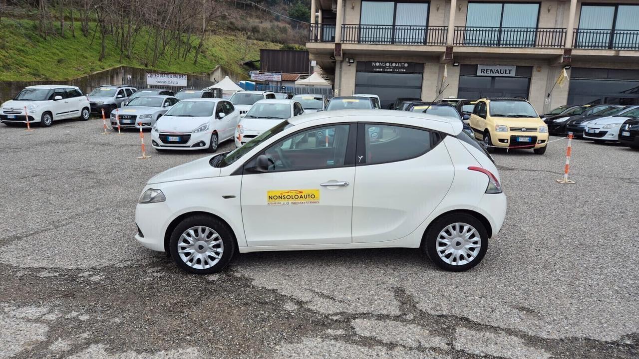 Lancia Ypsilon 1.3 MJ 95CV 5p Gold-Ok NeoPatentati