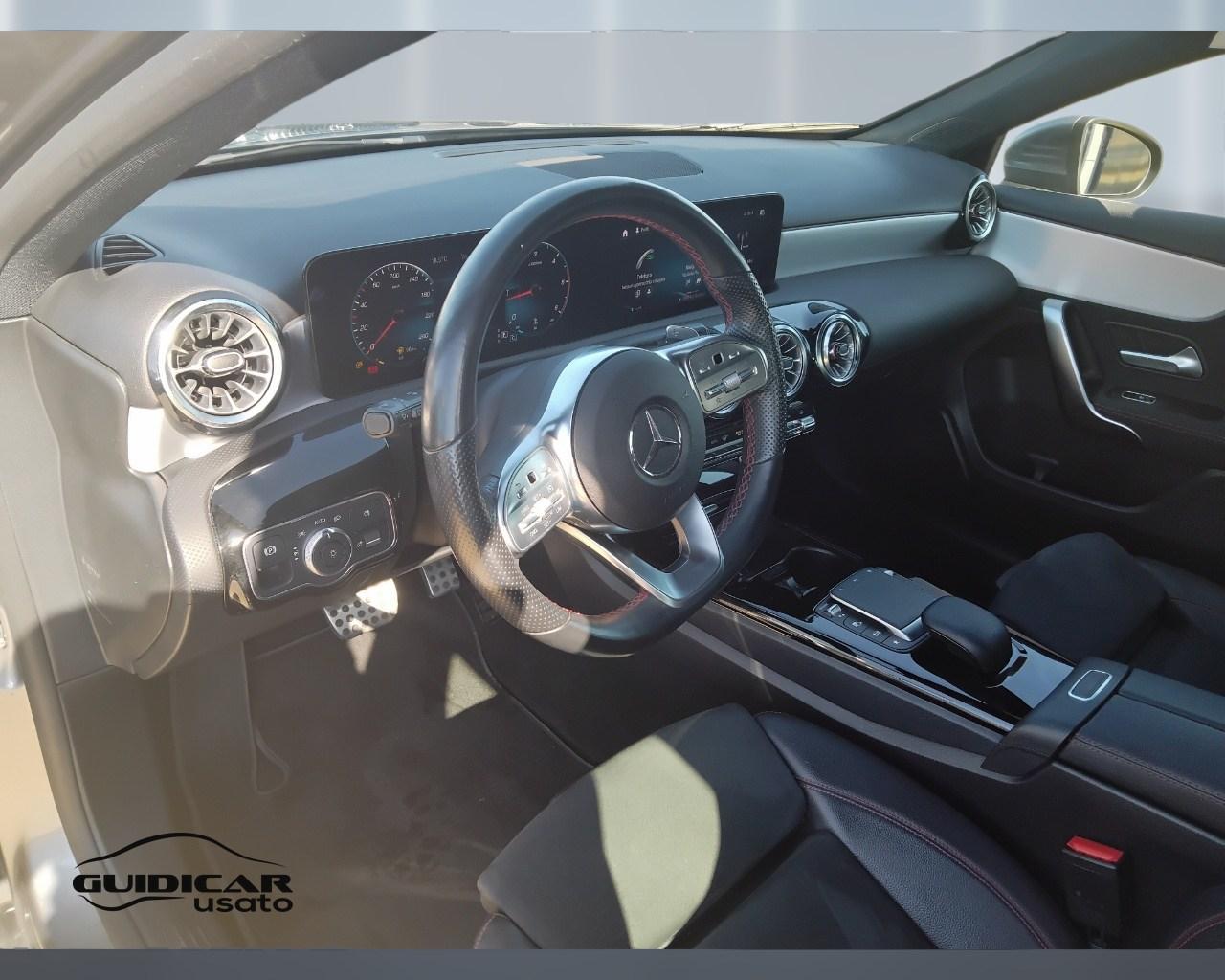 Mercedes-Benz Classe A - W177 2018 - A 200 d Premium auto