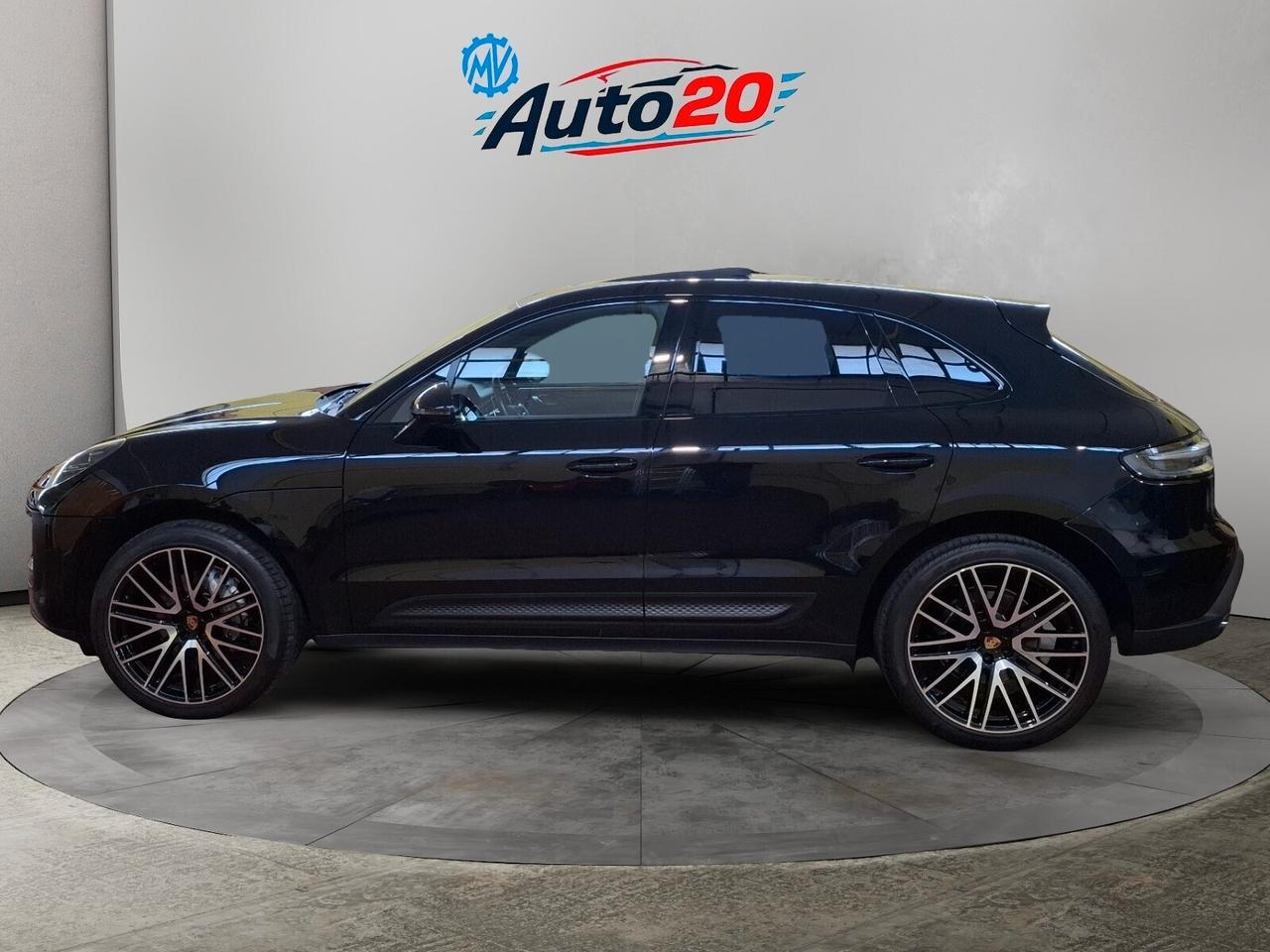 Porsche Macan 2.0 T PDK FULL OPTIONALS NOLEGGIO lungo termine