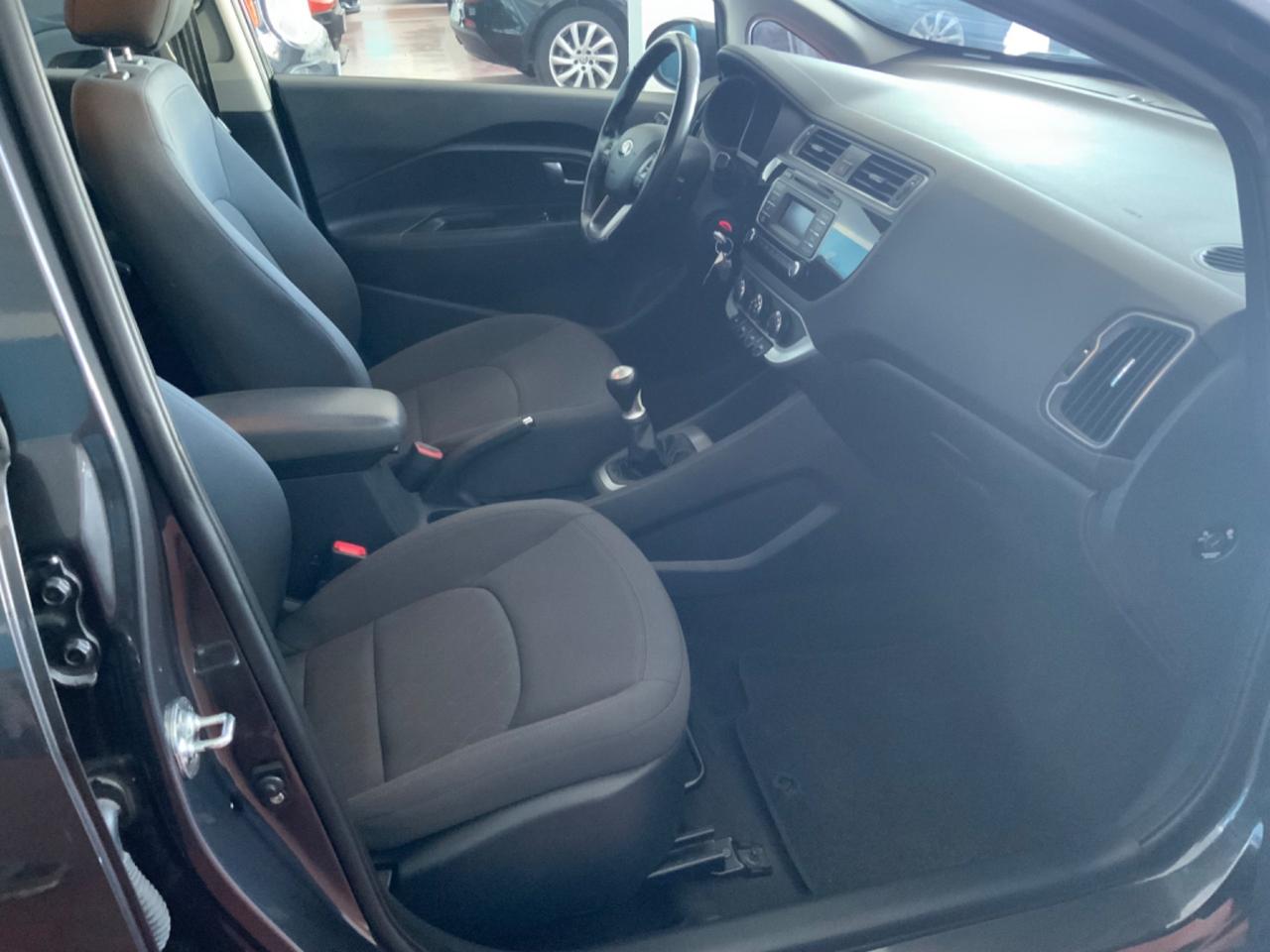 Kia Rio 1.2 CVVT 5p. Cool