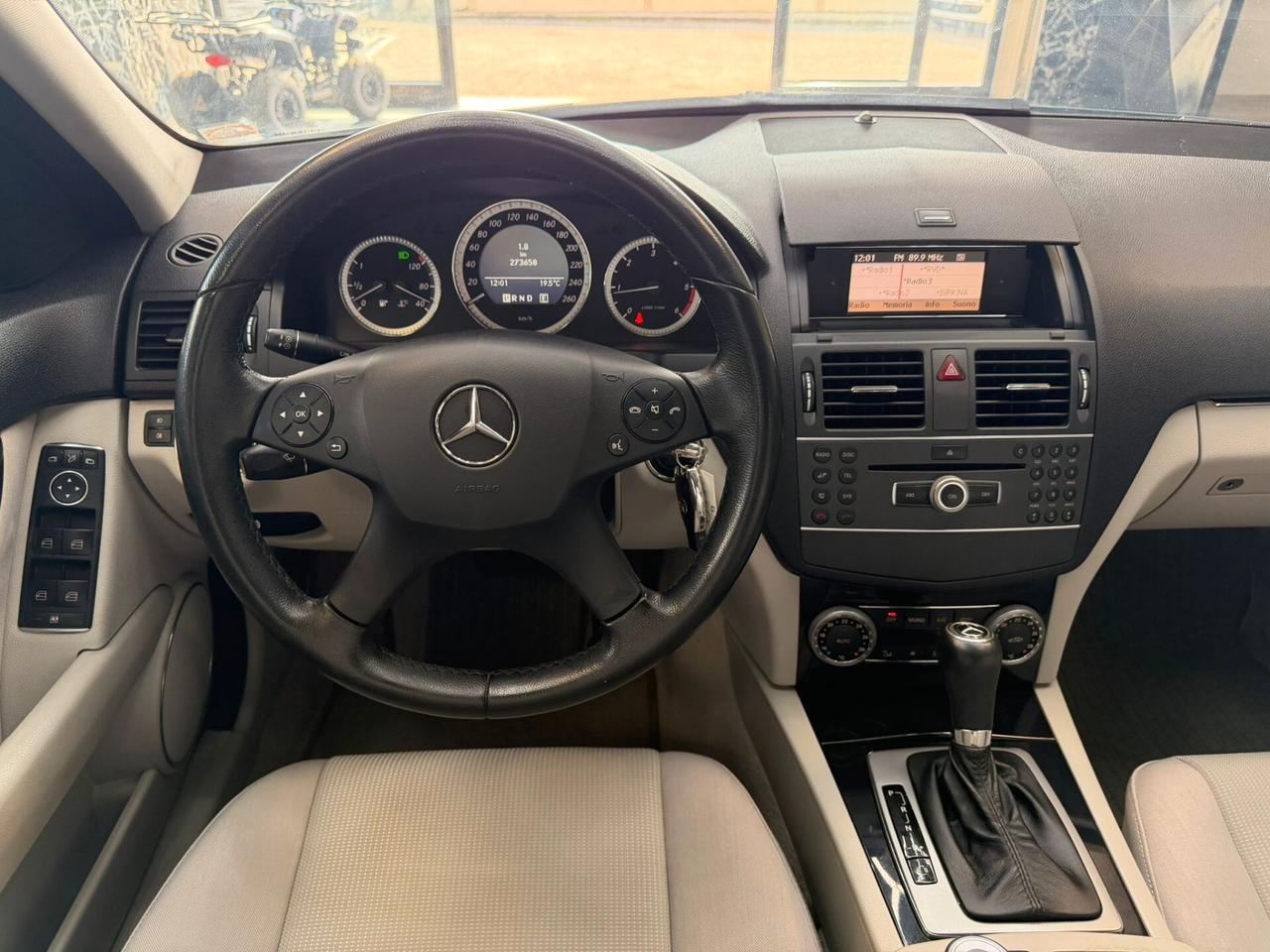 Mercedes-benz C 220 CDI BlueEFFICIENCY Avantgarde