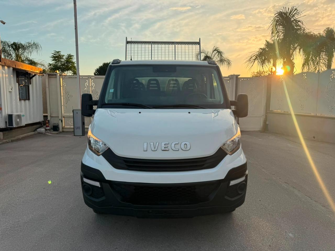 IVECO DAILY 35-140 DOPPIA CABINA RIBALTABILE