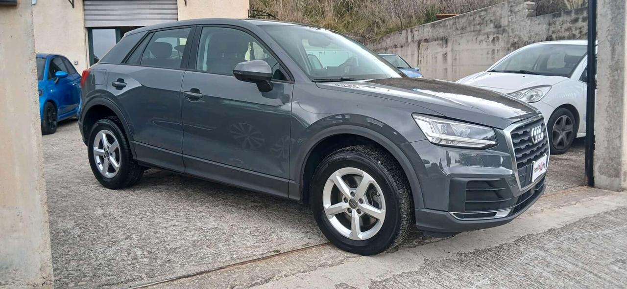 Audi Q2 35 2.0 TDI 150cv Stronic Identity Black - 2020