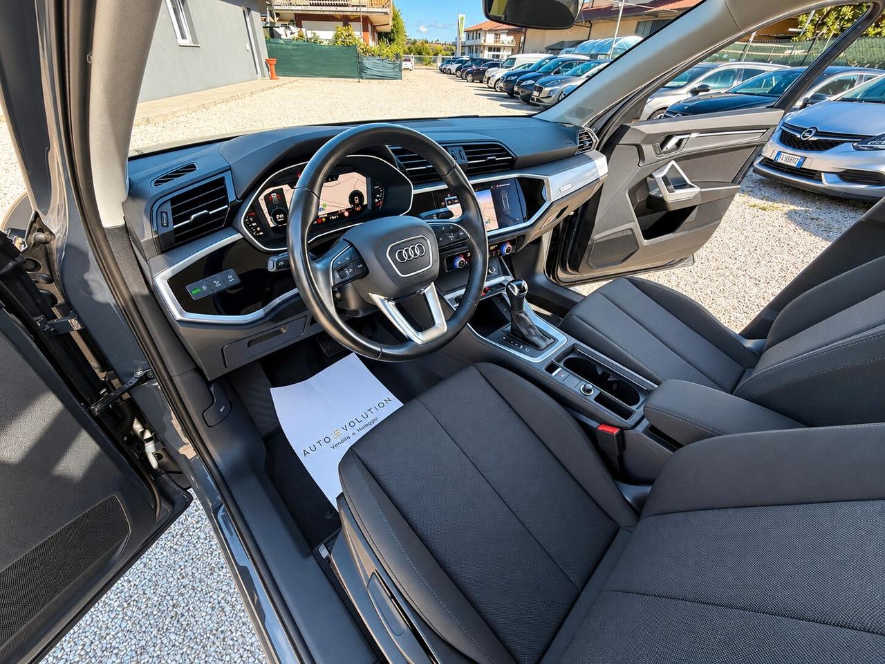 Audi Q3 35 TDI S tronic 150 cv Business 116.528 Km