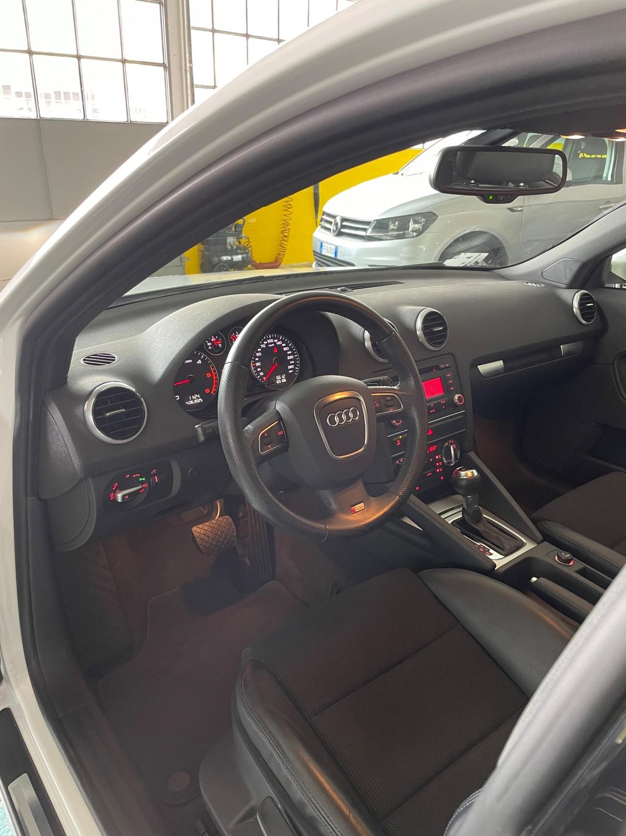Audi A3 2.0 Tdi 140cv S-Tronic S LINE 100 Mila Km
