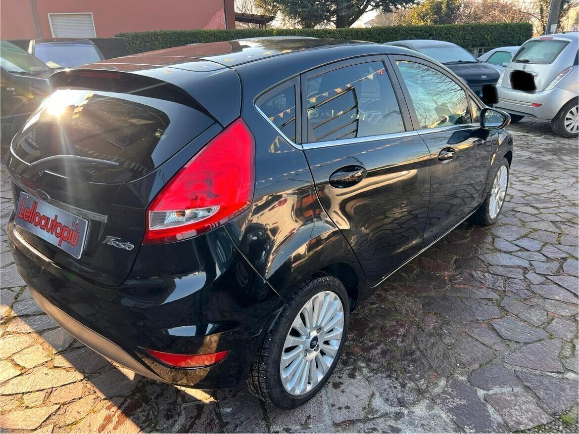 Ford Fiesta 1.4 5 porte Bz.- GPL Titanium