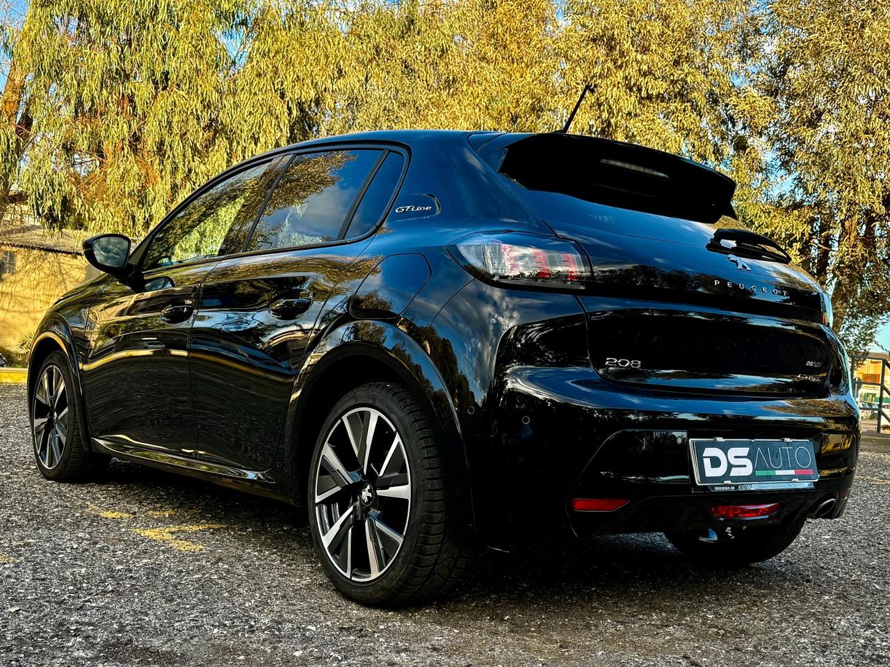 PEUGEOT 208 BLUEHDI 100 CV GT LINE