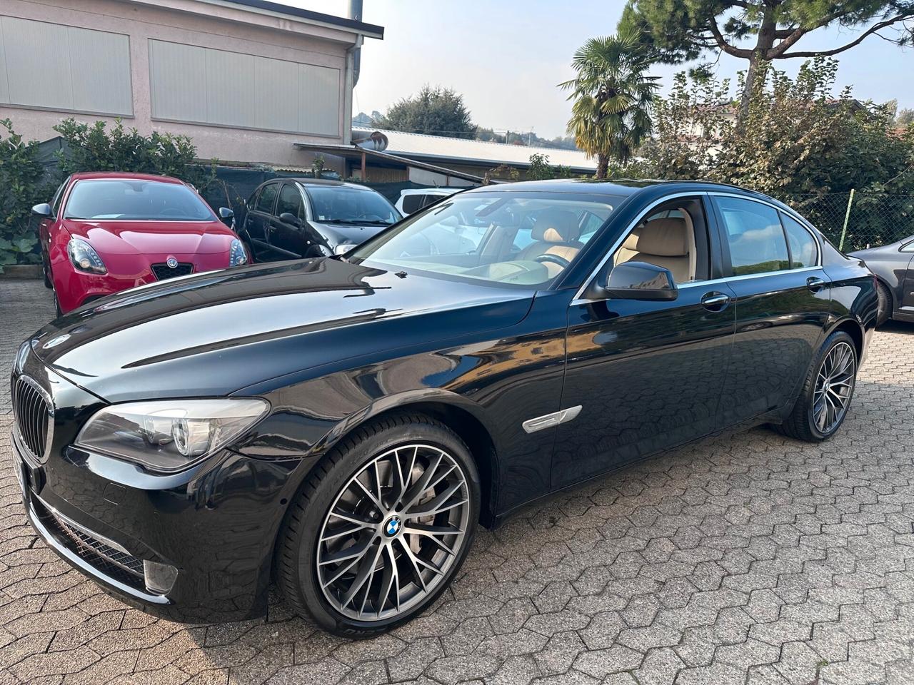 Bmw 750i Futura*FULL OPTIONAL*EURO5