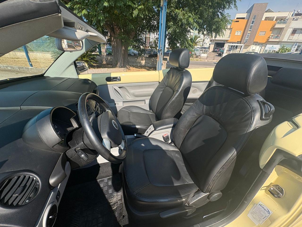 Volkswagen New Beetle 1.9 TDI 101CV Cabrio