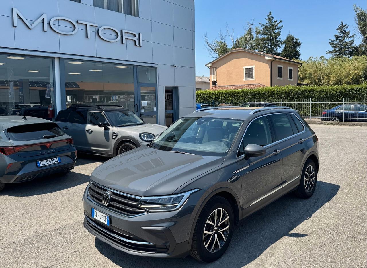 Volkswagen Tiguan 1.5 tsi Life 150cv dsg / NO VINCOLI