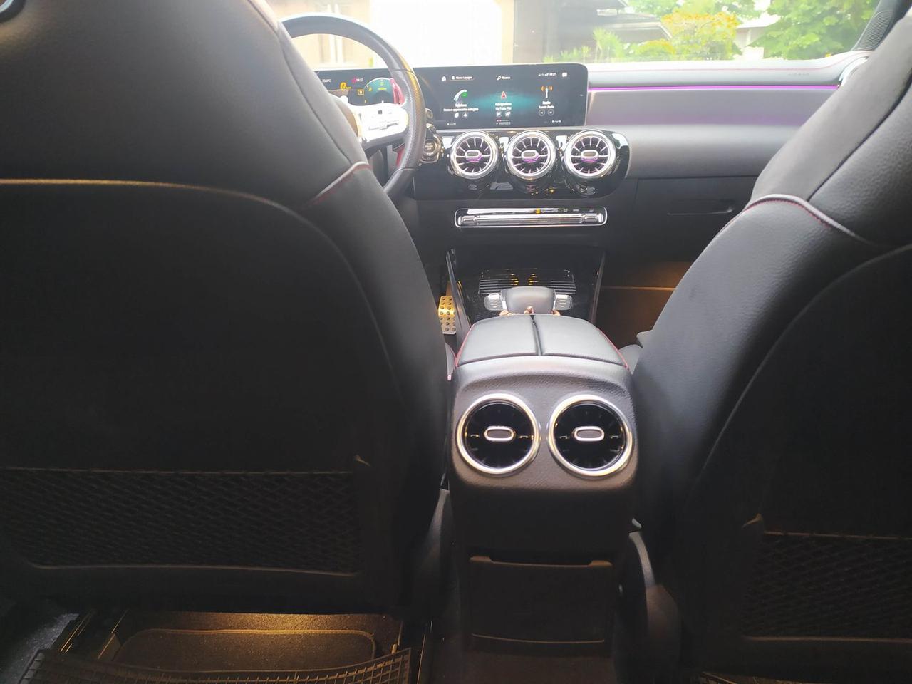 Mercedes-Benz CLA 220 Premium