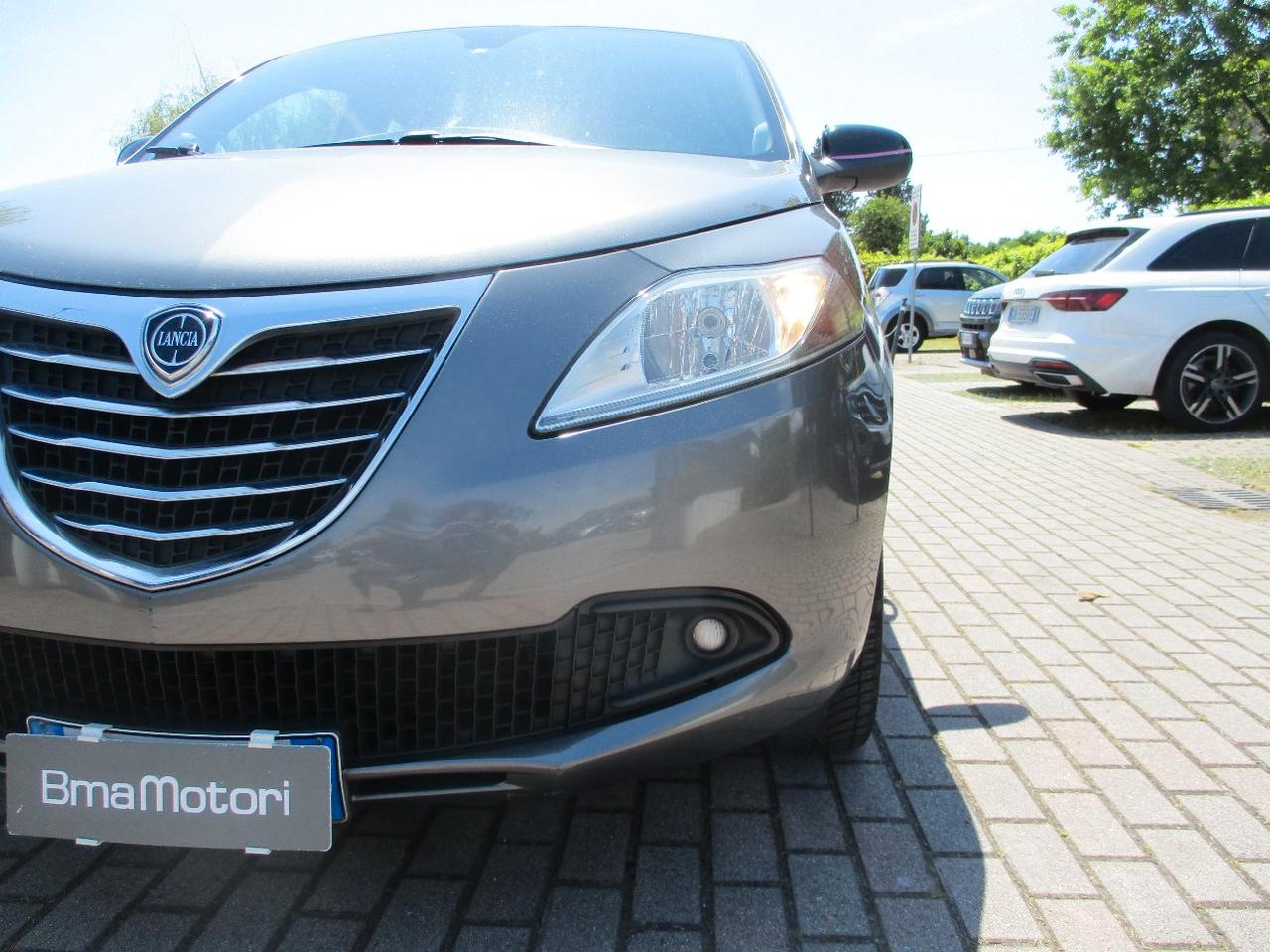 Lancia Ypsilon 5 Porte Ypsilon 1.3 mjt Elefantino Rosa 95cv OK NEOPAT.