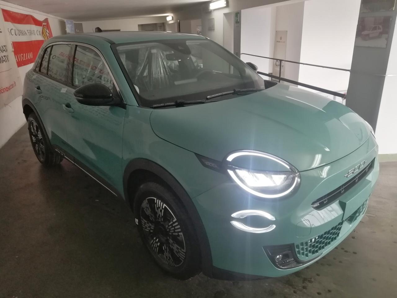 Fiat 600 Hybrid 110 CV DCT MHEV Business