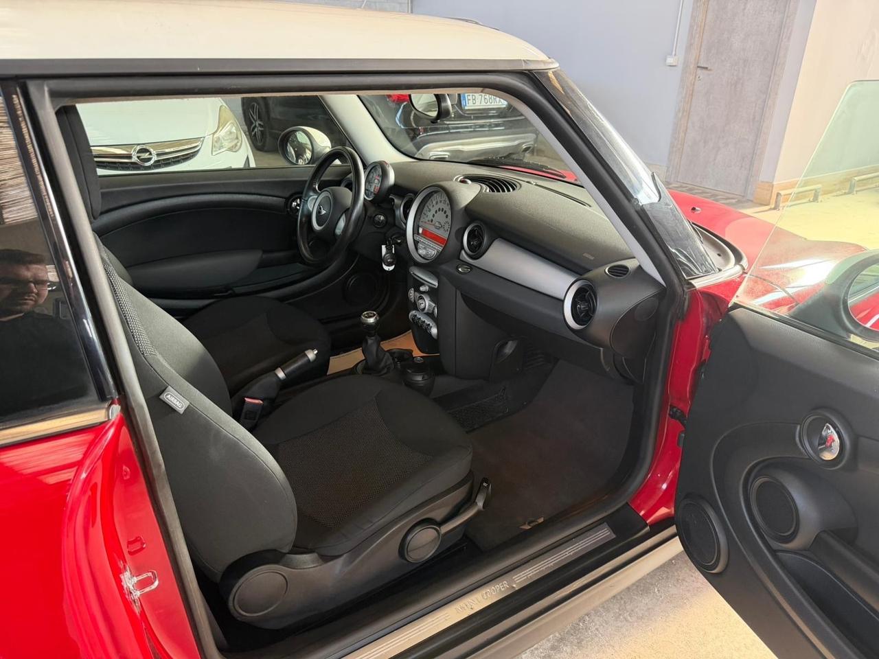 Mini 1.6 16V Cooper