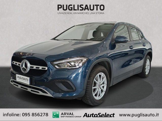 MERCEDES-BENZ GLA 200 d Automatic Business Extra