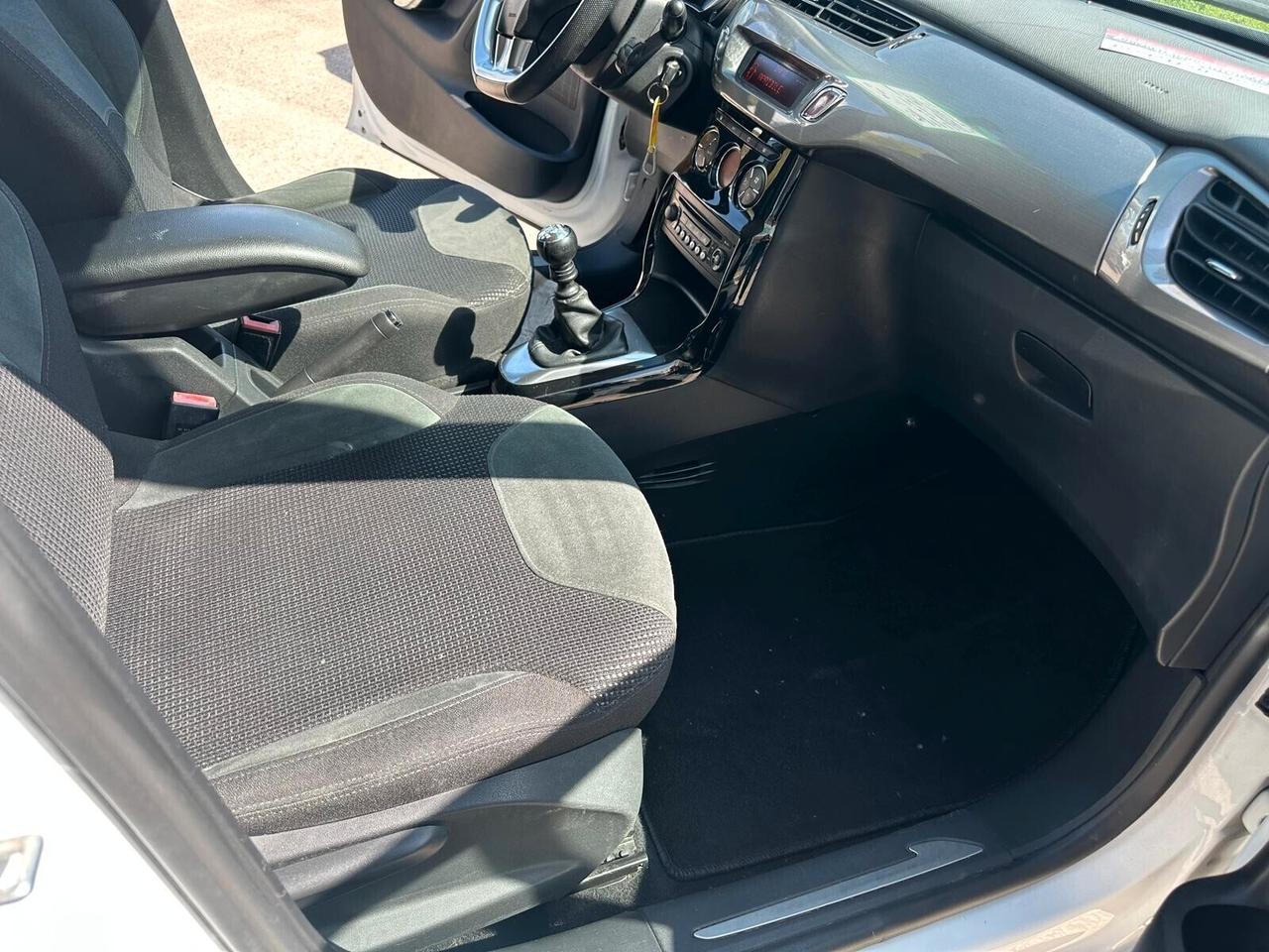 Citroen C3 1.6 HDi EXCLUSIVE STYLE