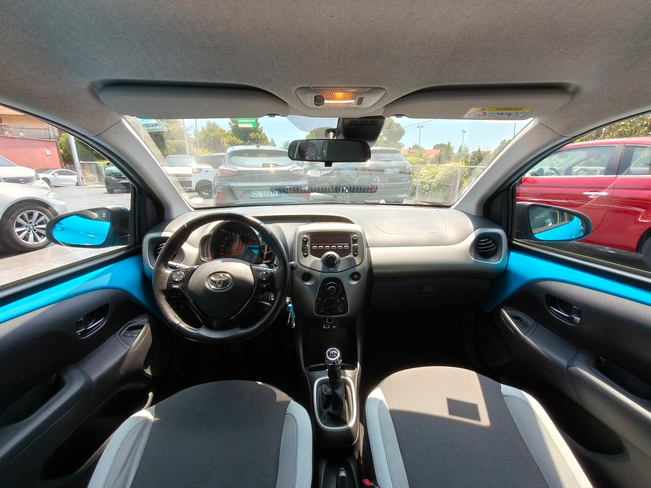 Toyota Aygo 1.0 VVT-i 69 CV 5 porte x-cool TSS