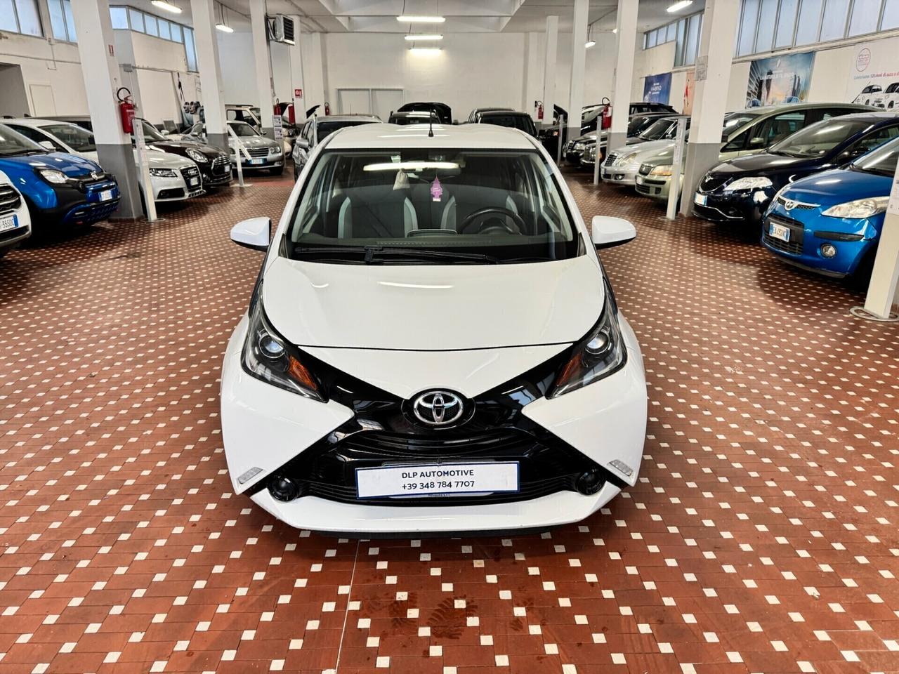 Toyota Aygo 1.0 VVT-i 69 CV 5 porte x-wave TSS - UNICO PROPRIETARIO