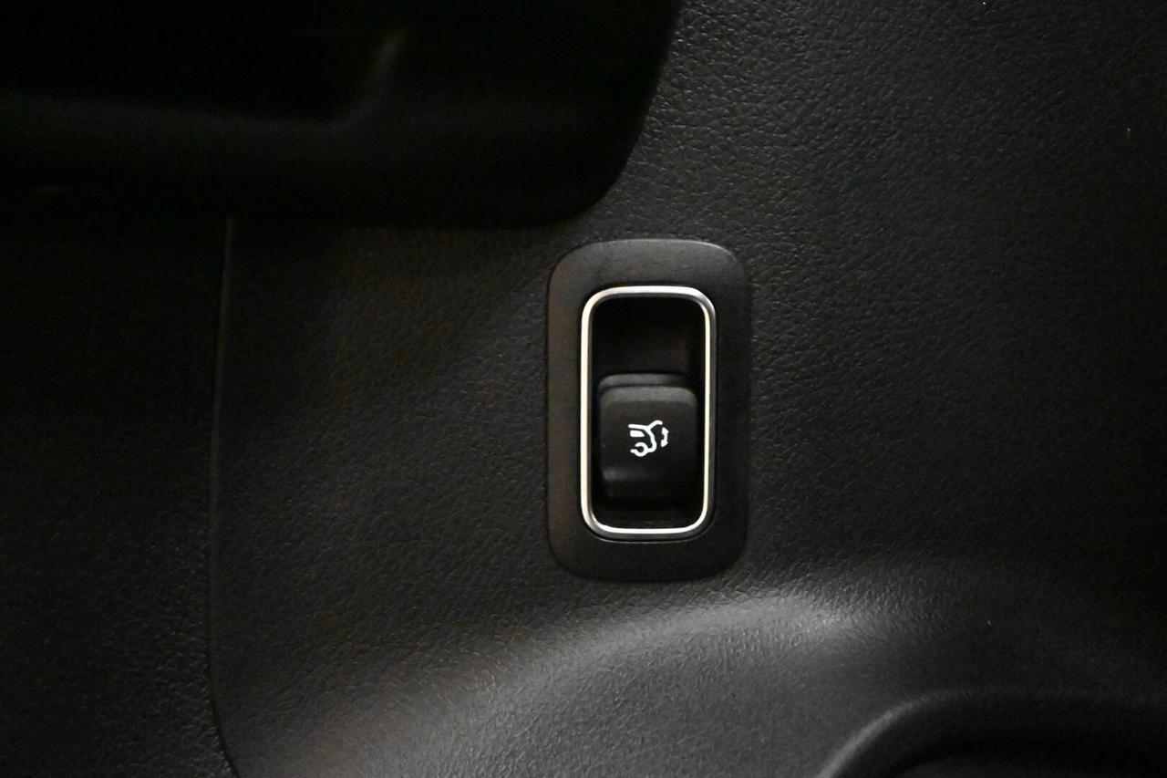 MERCEDES GLB (X247) GLB 180 d Automati...
