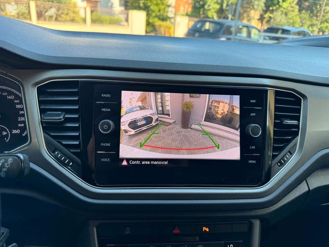 VW T-Roc 2.0 TDI SCR 150cv DSG BUSINESS BlueM Tech