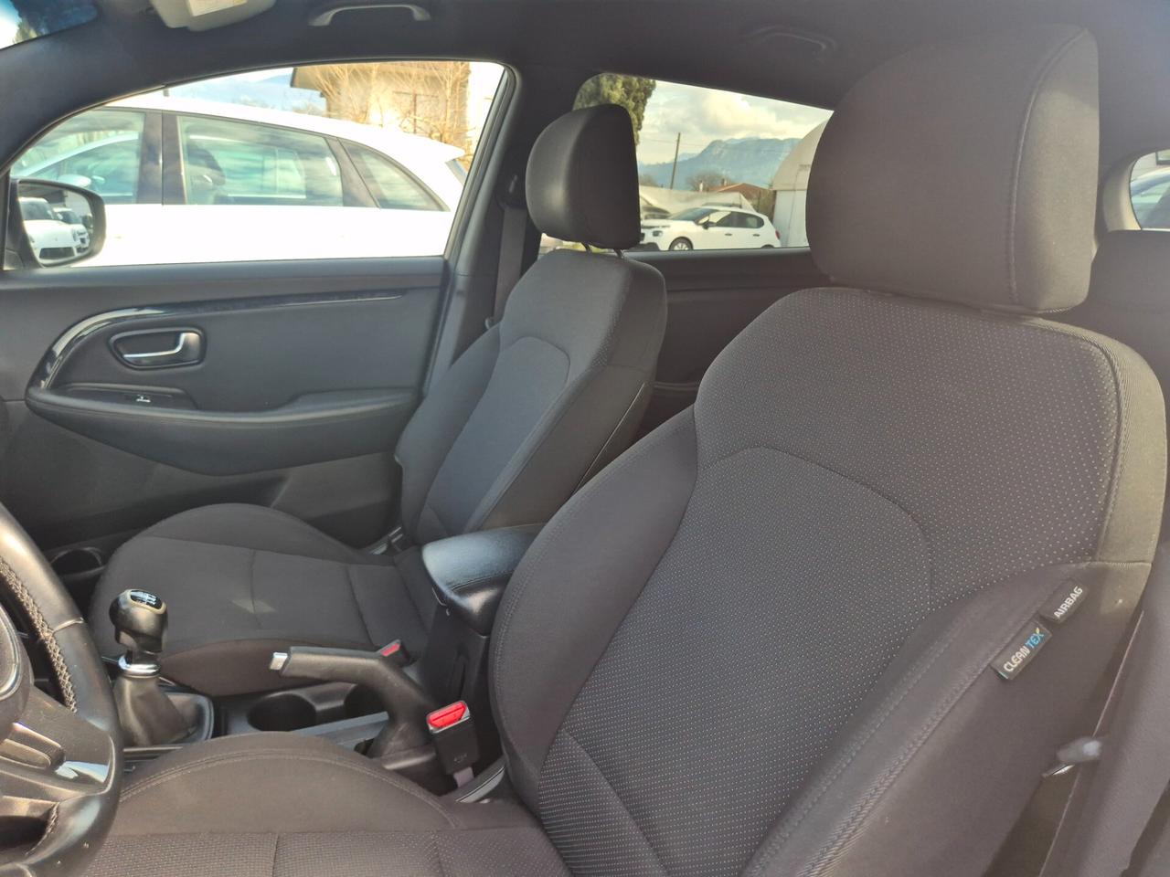 Kia Carens 1.7 CRDi 115 CV Cool