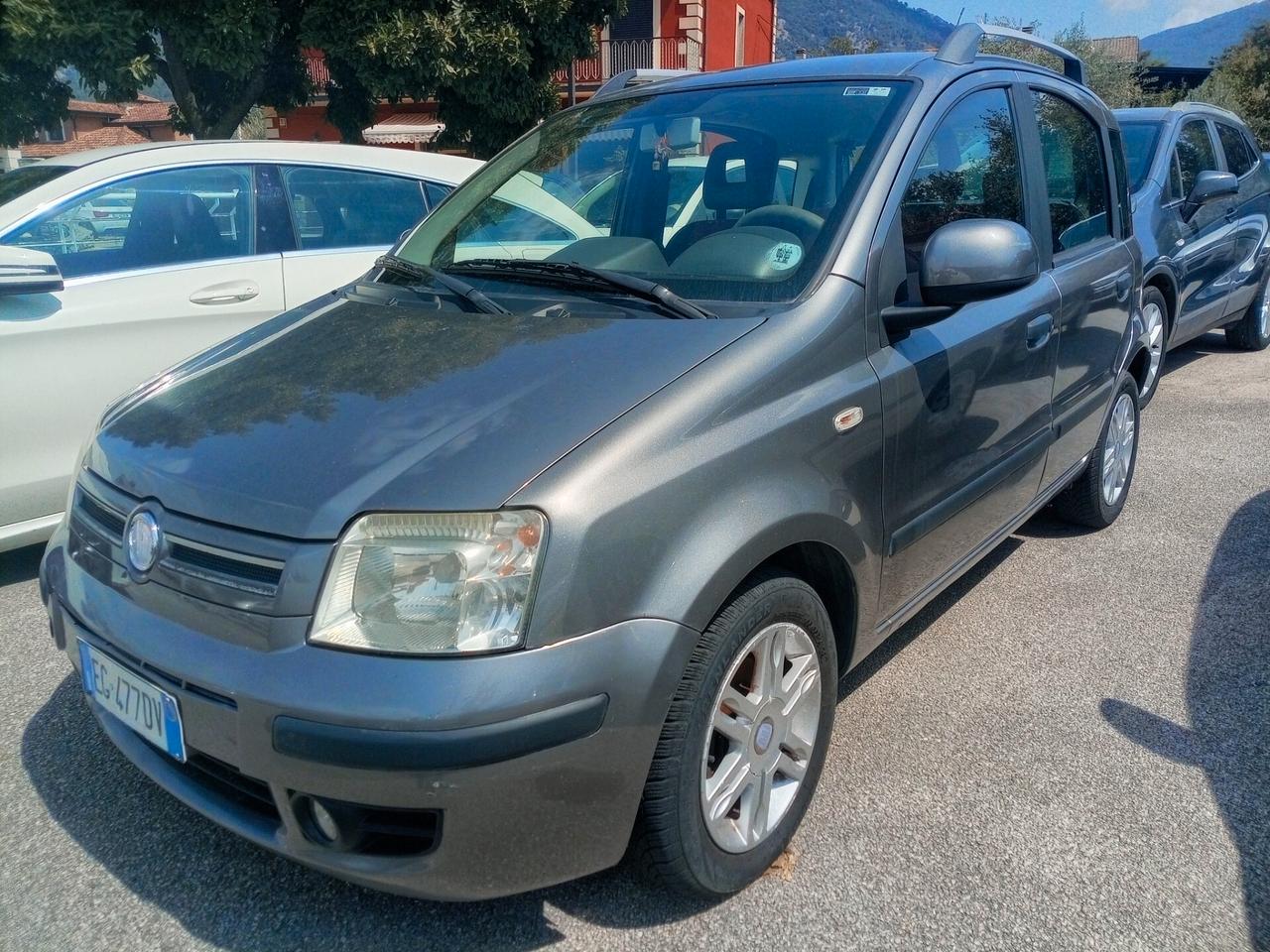Fiat Panda 1.2 Emotion km originali per neopatentati