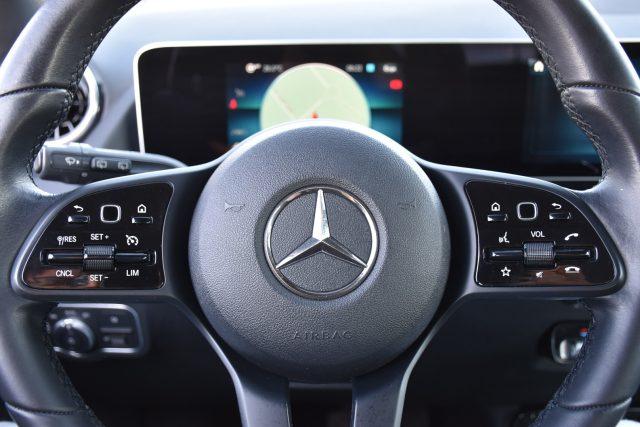 MERCEDES-BENZ B 180 d Business Extra *NAVIGATORE*