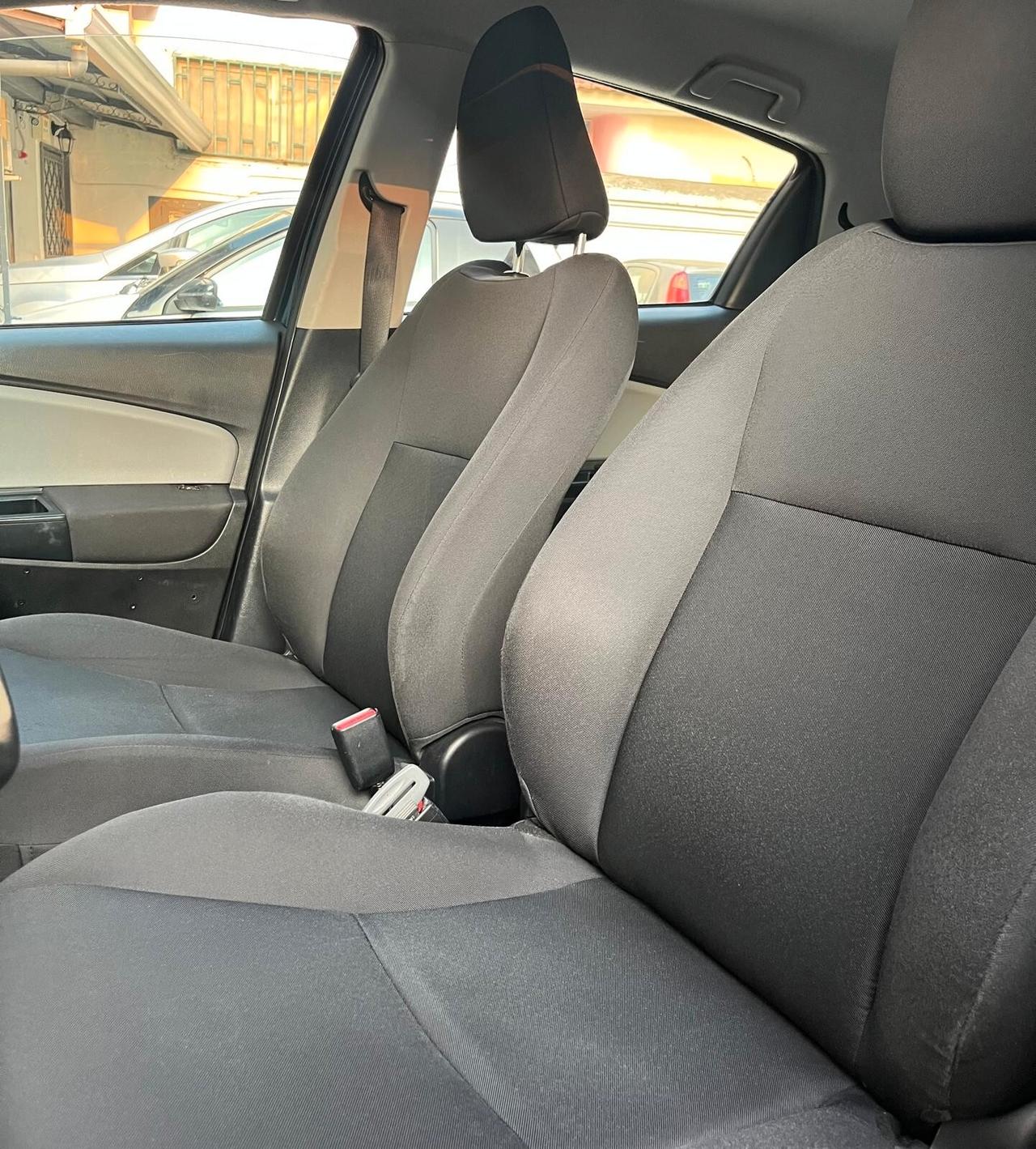 Toyota Yaris 1.5 hybrid/benzina 73cv Cool automatica