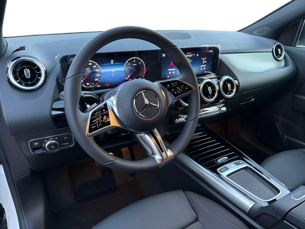 Mercedes-Benz GLA 200 d automatic