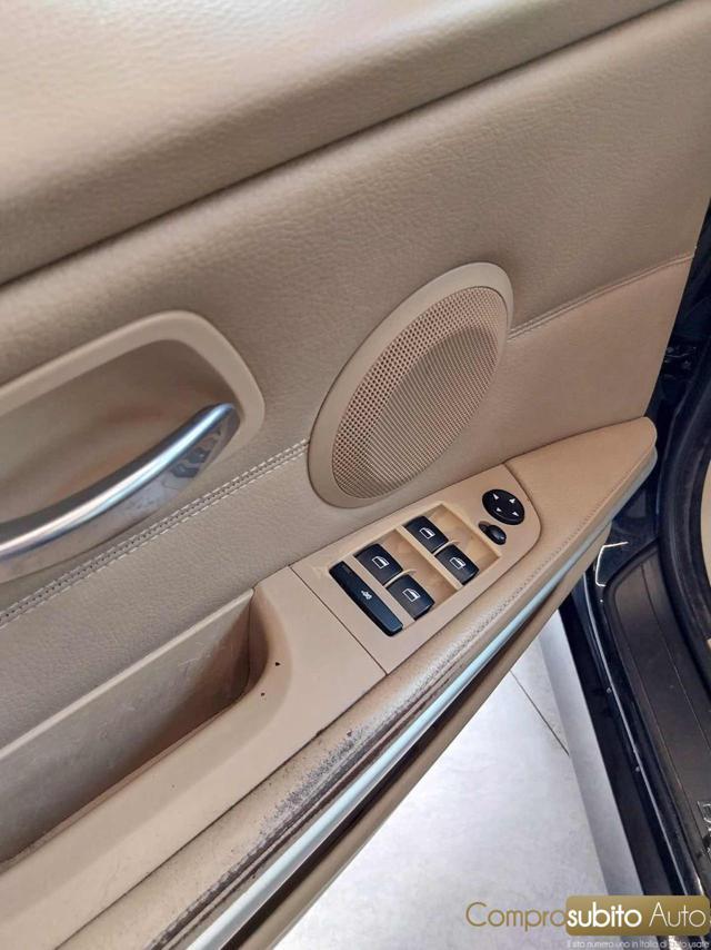 BMW 320 d Automatica Navi Touring MSport