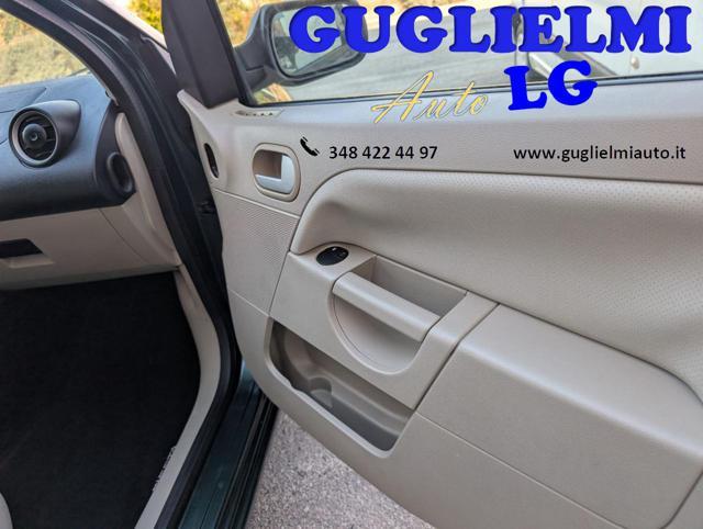 FORD Fiesta 1.4 TDCi 5p. Ghia Pelle beige