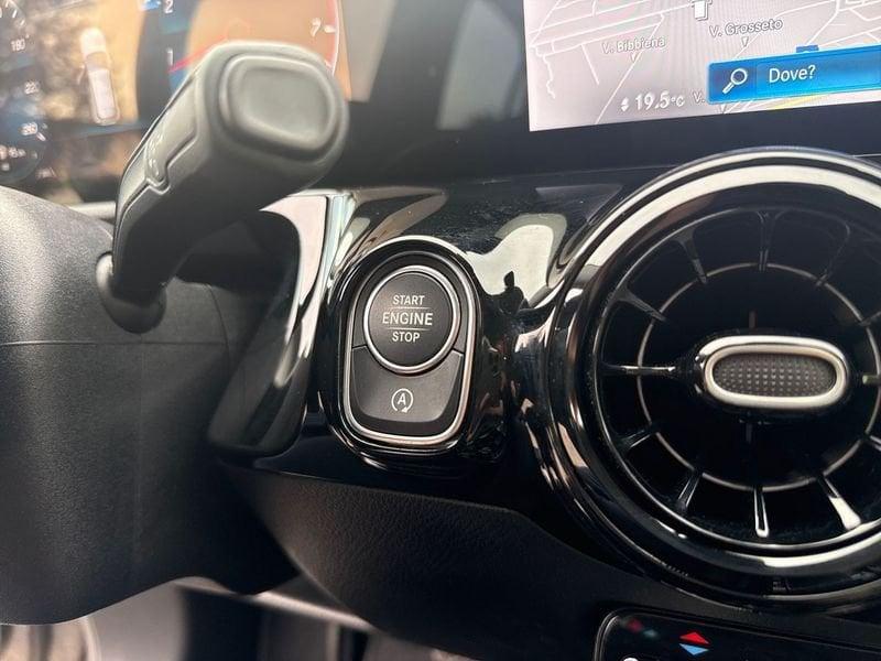 Mercedes-Benz GLA 180 Business Extra auto