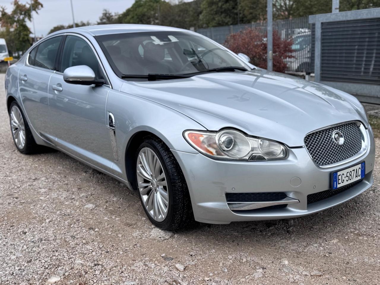 Jaguar XF 3.0 Diesel 240cv - Automatica Euro 5