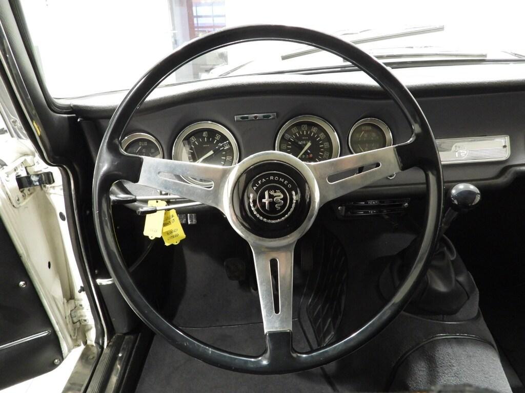 Alfa Romeo Spider GIULIA SPRINT GT 1600 TIPO 105.02