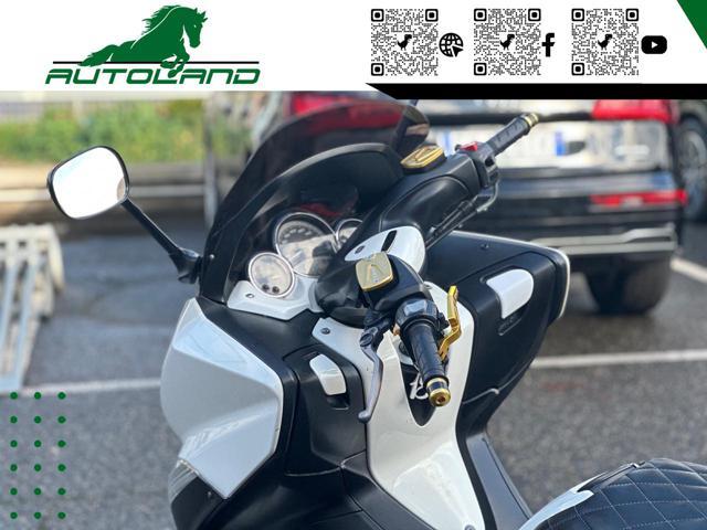 YAMAHA T-Max 500 WhiteMax*Scarico Akrapovic*SellaPelleBicolore