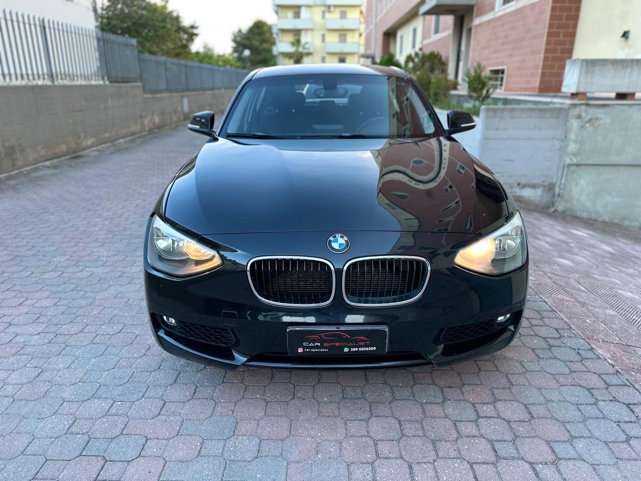 Bmw 118 118d 5p. Urban