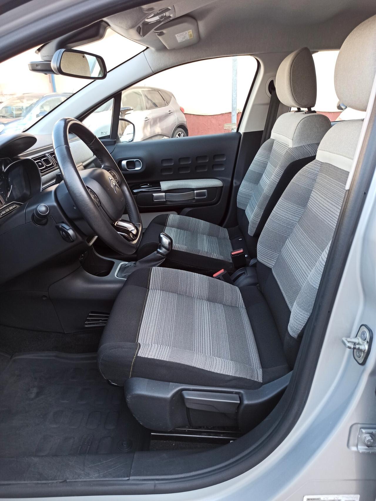 Citroen C3 PureTech 82 cv Shine Benzina