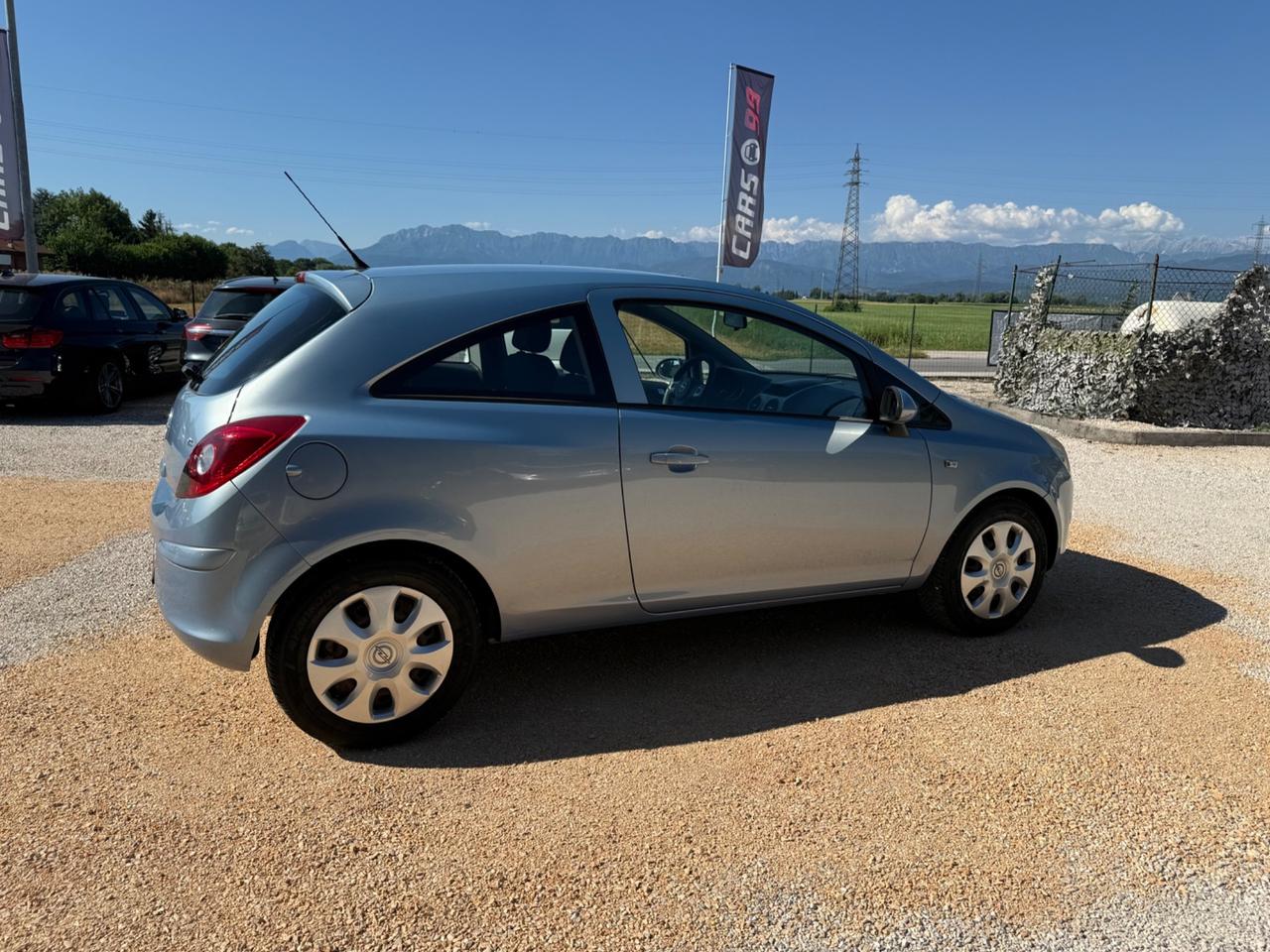 Opel Corsa 1.2 3 porte Enjoy
