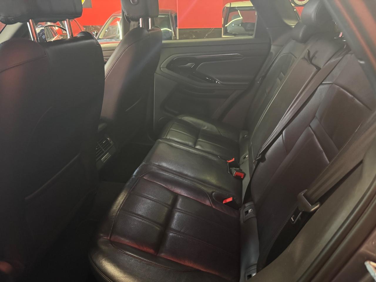 Land Rover Range Evoque 2.0D I4-L.Flw 150 CV R-Dynamic