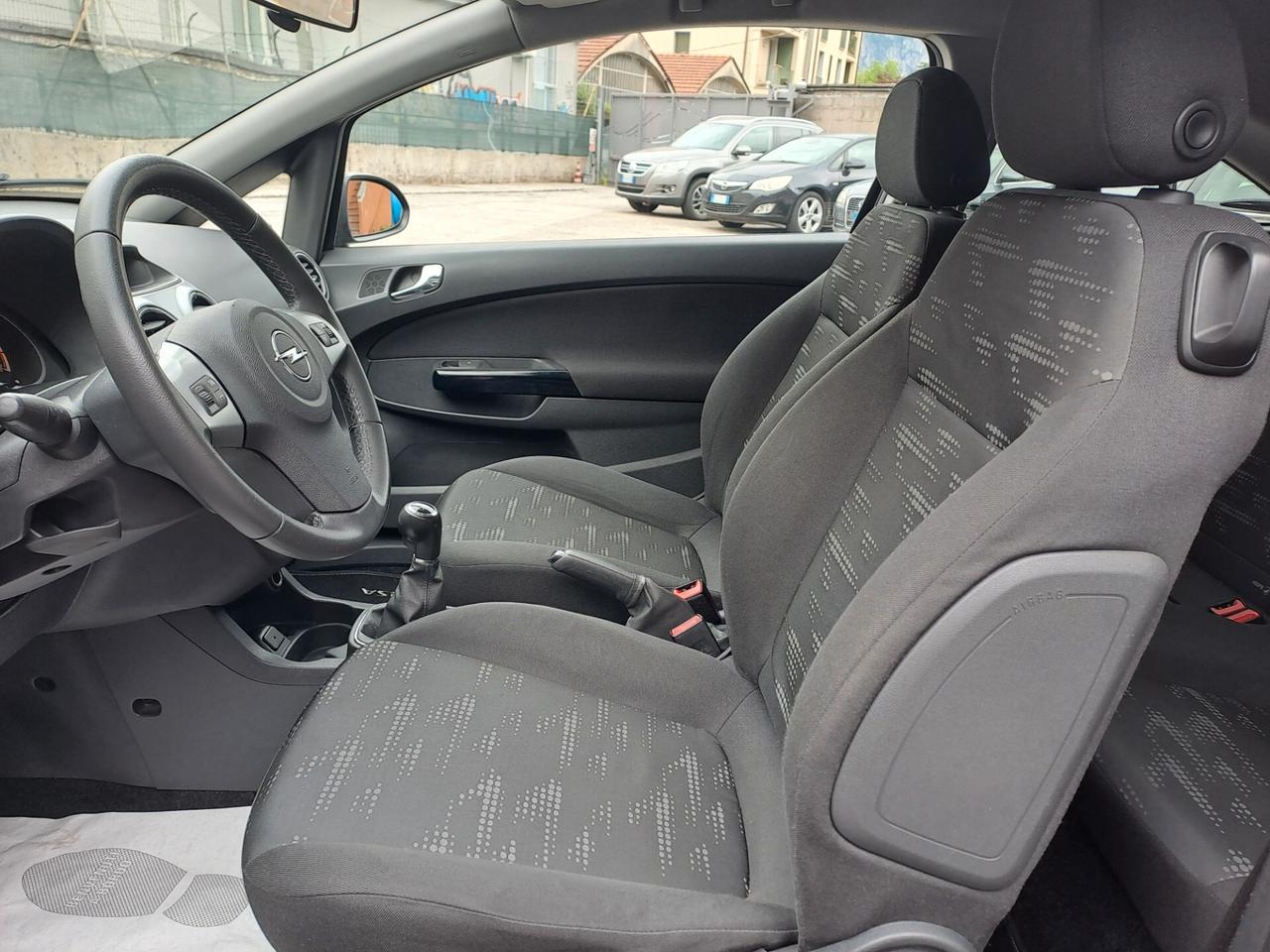 OPEL CORSA 1.2 BENZINA *OK NEOPATENTATI*