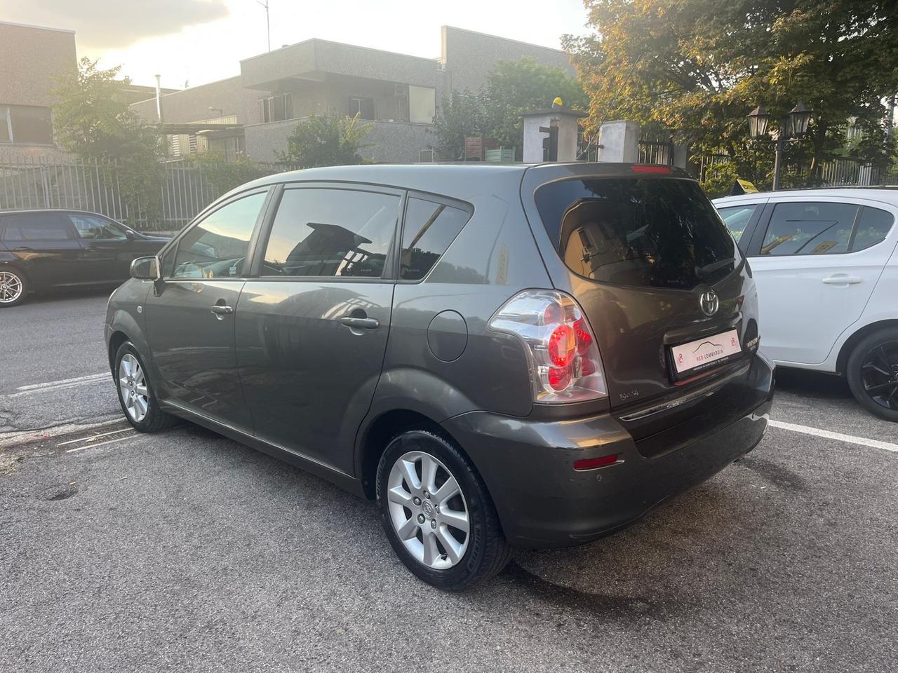 Toyota Corolla Verso 1.6 16V Sol gpl scade 2031