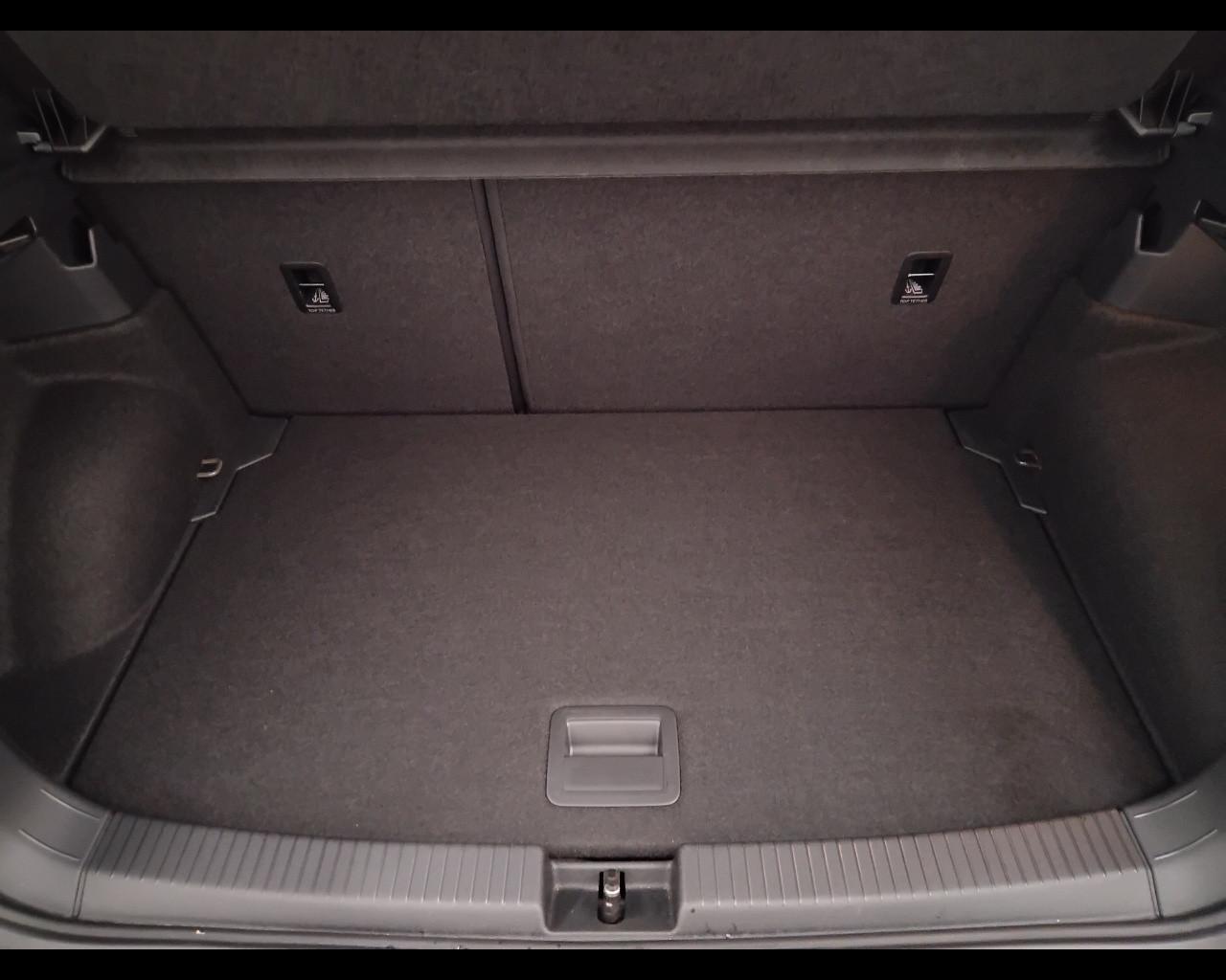 VOLKSWAGEN T-Cross 2019 - T-Cross 1.0 tsi R-LINE 95cv