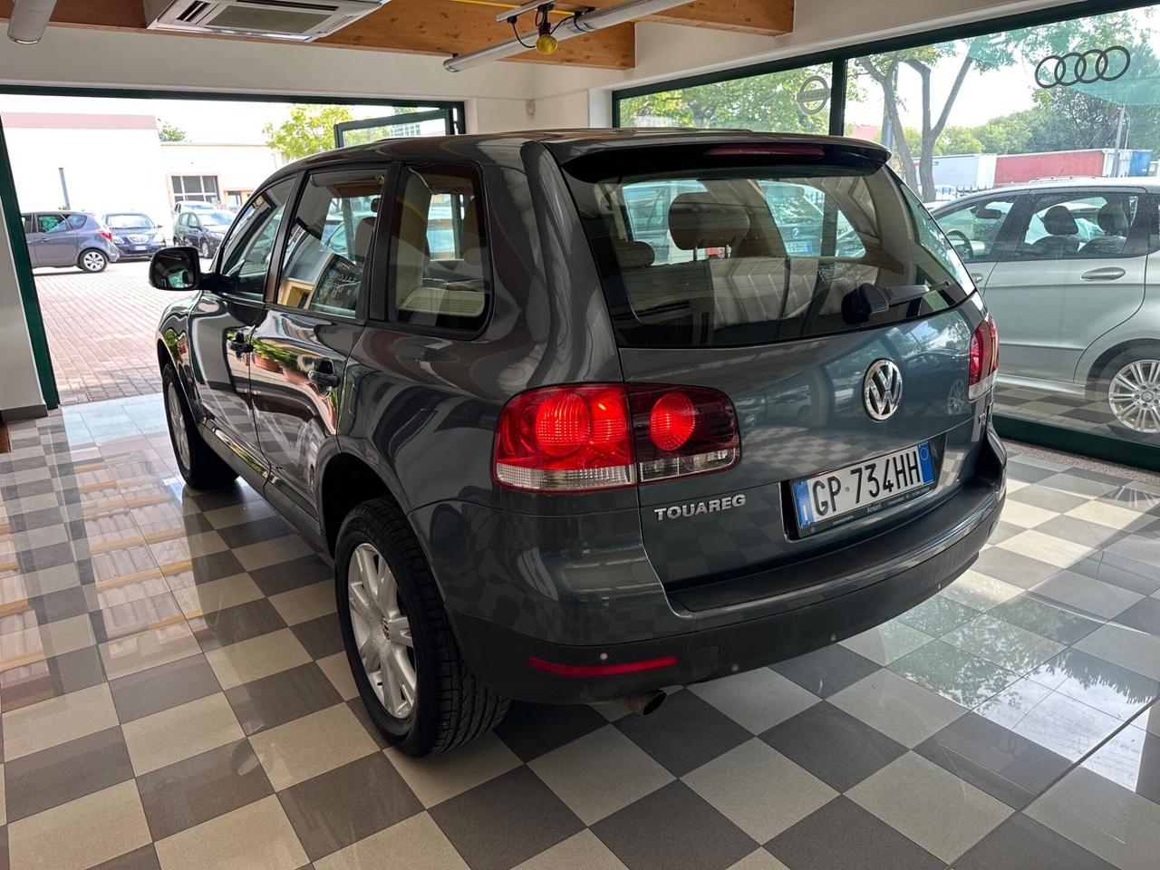 Volkswagen Touareg 2.5 R5 TDI DPF Exclusive
