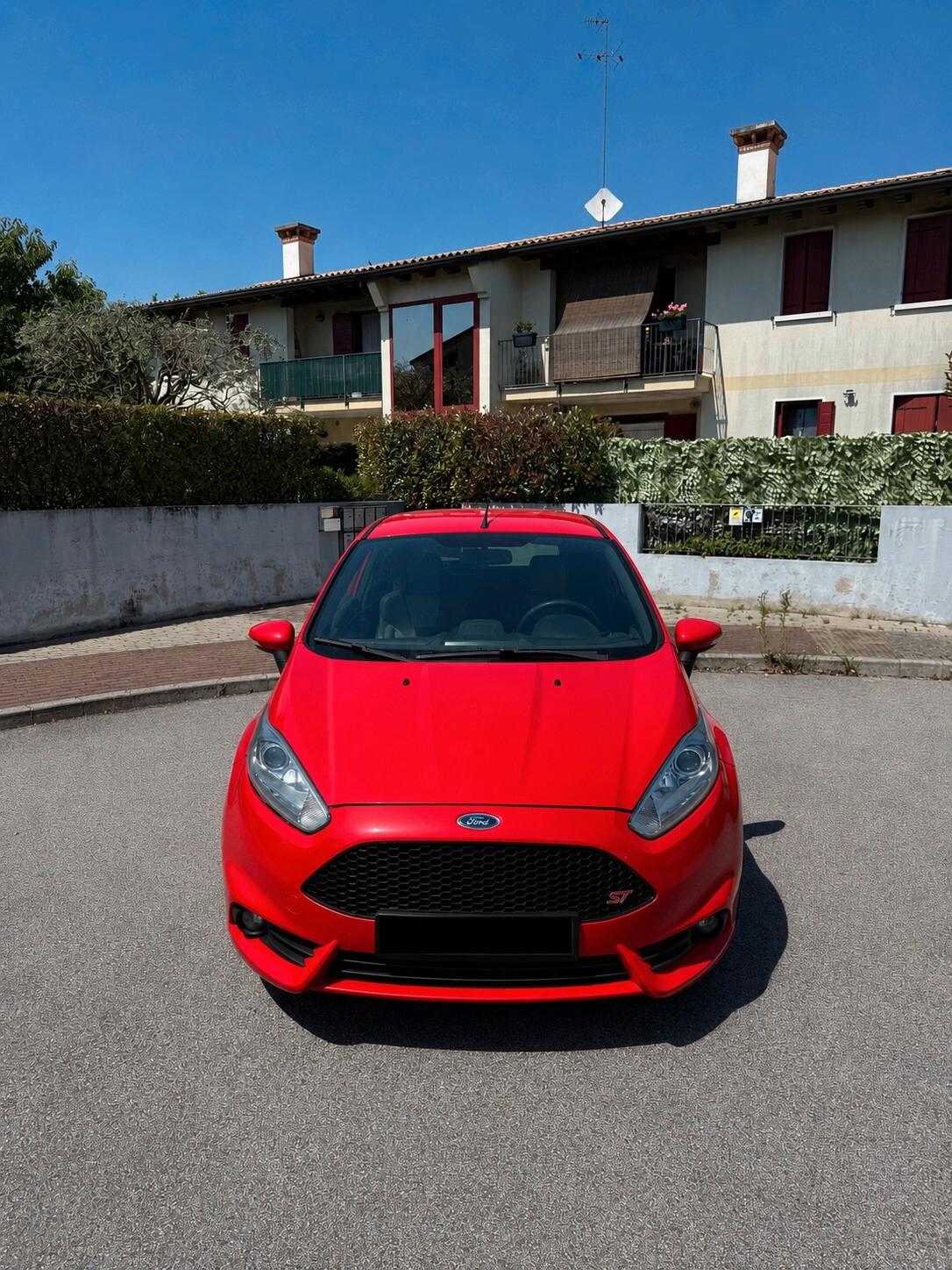 Ford Fiesta 1.6 182CV 3 porte ST